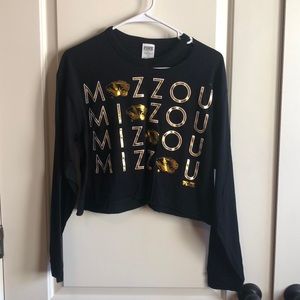 VS Pink Mizzou cropped shirt